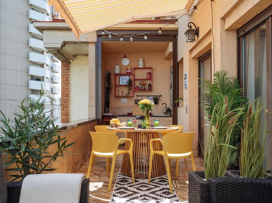 Apartamento Terrasse Des Plongeurs Bucarest Exterior foto